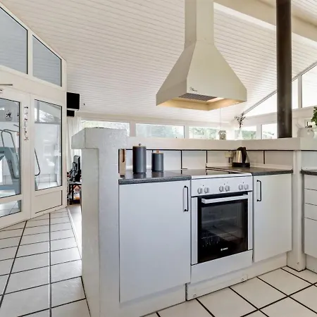 Gladis - 900m From The Sea In Nw Jutland By Interhome