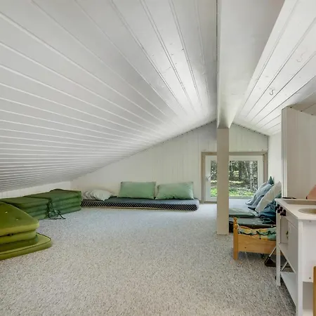 Gladis - 900m From The Sea By Interhome *